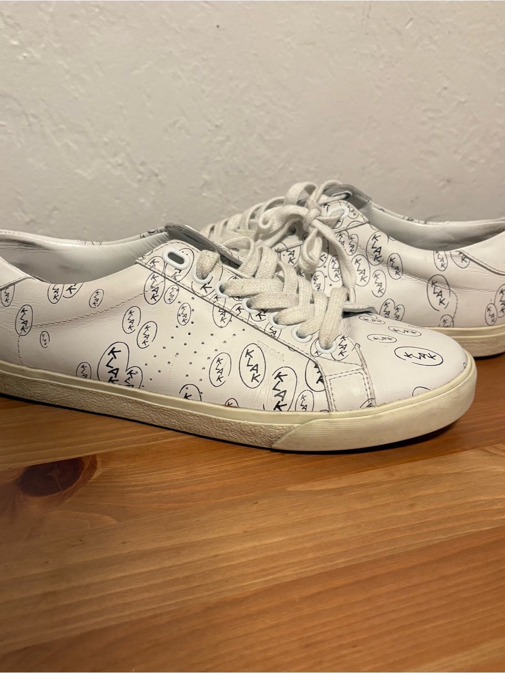 CELINE White/Black Low Top Triomphe Lace-Up Sneakers